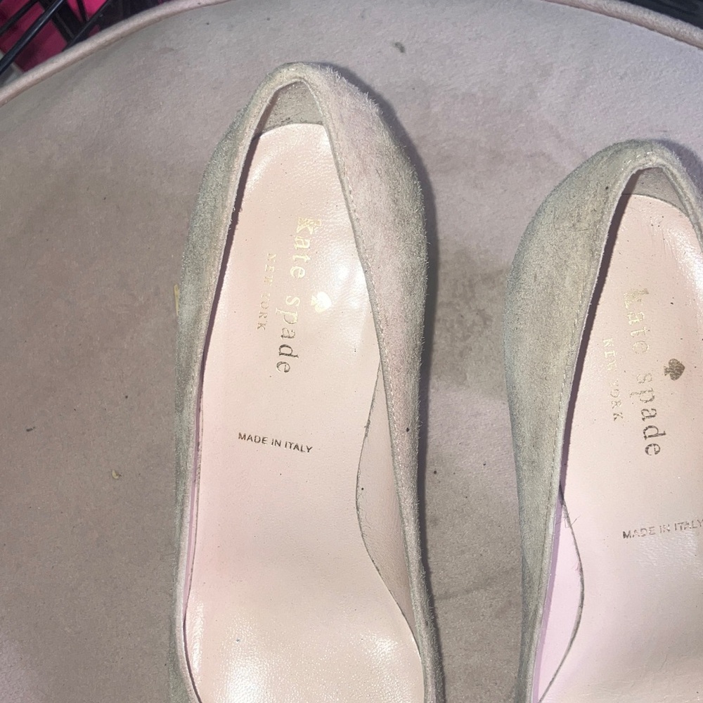 Kate spade 7 1/2 Beige Suede Glitter Block Heel Pumps - Picture 4 of 6